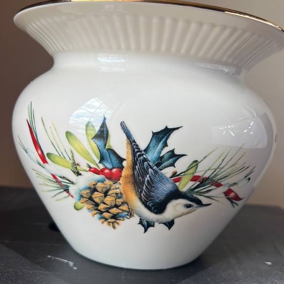 Lenox cache pot/ planter - Picture 3 of 6